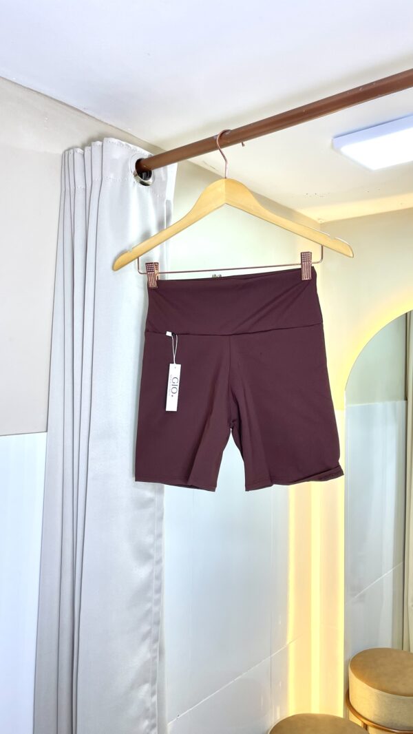 Short Básico Leila - Image 7