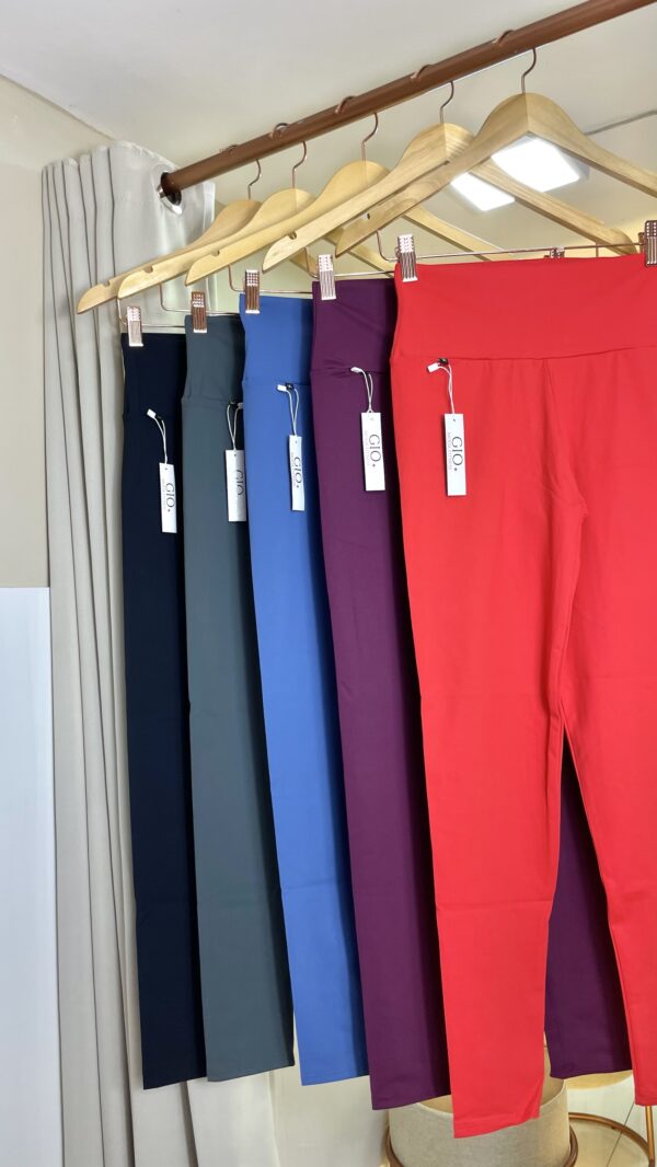 Legging Básica Leila - Image 6