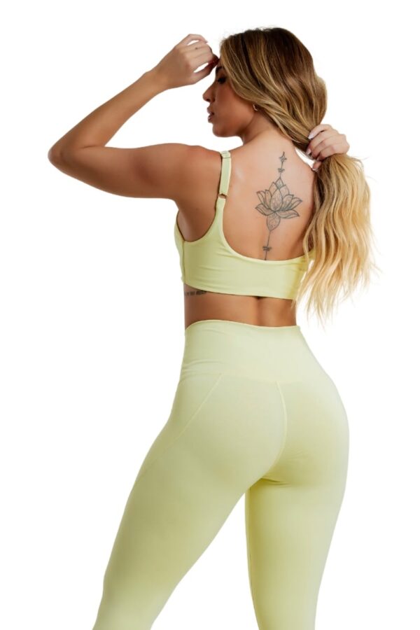 Top Dizzy Garota Fit - Image 5